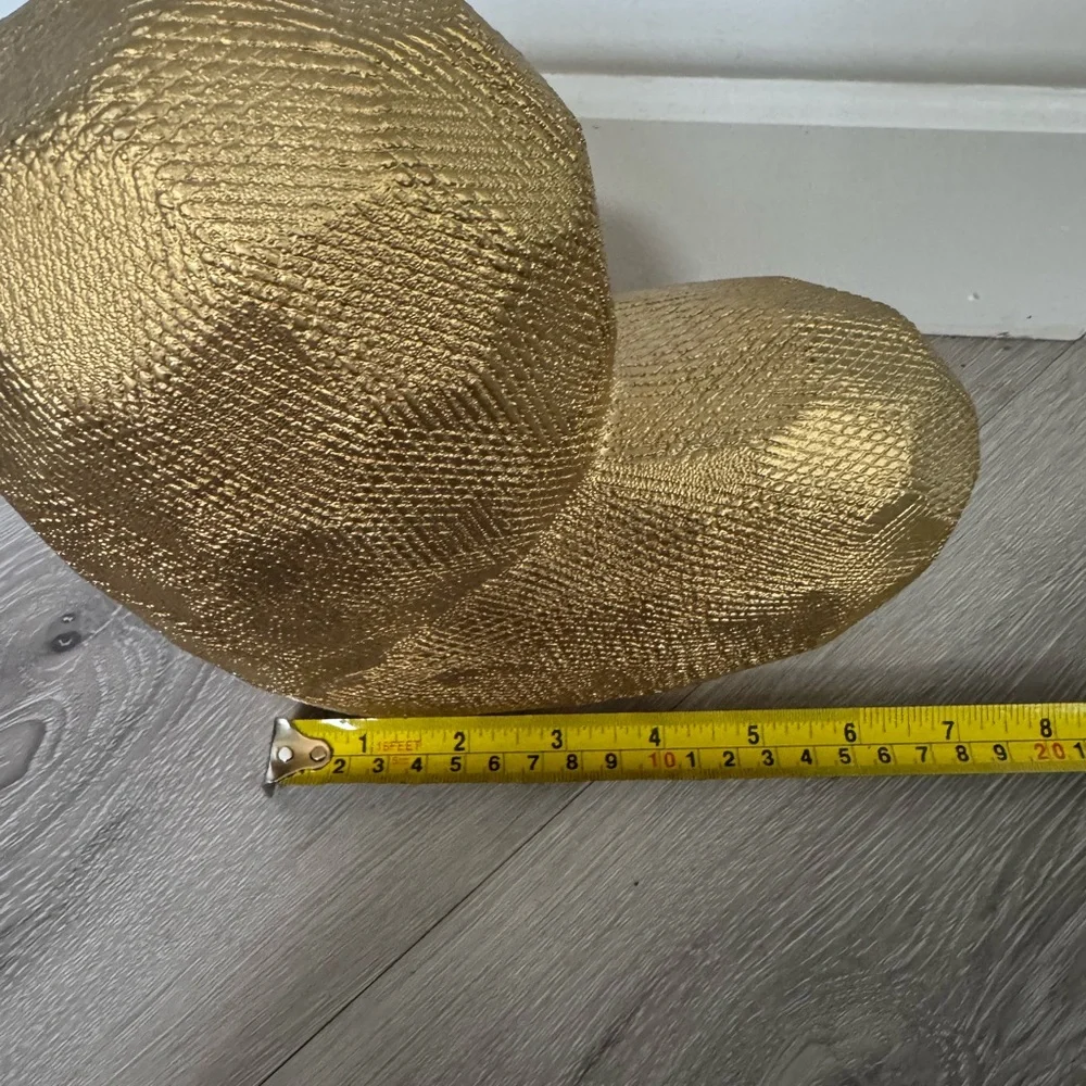Champagne Gold Heart-Shaped Decorative Sculpture - Picture 6 of 6